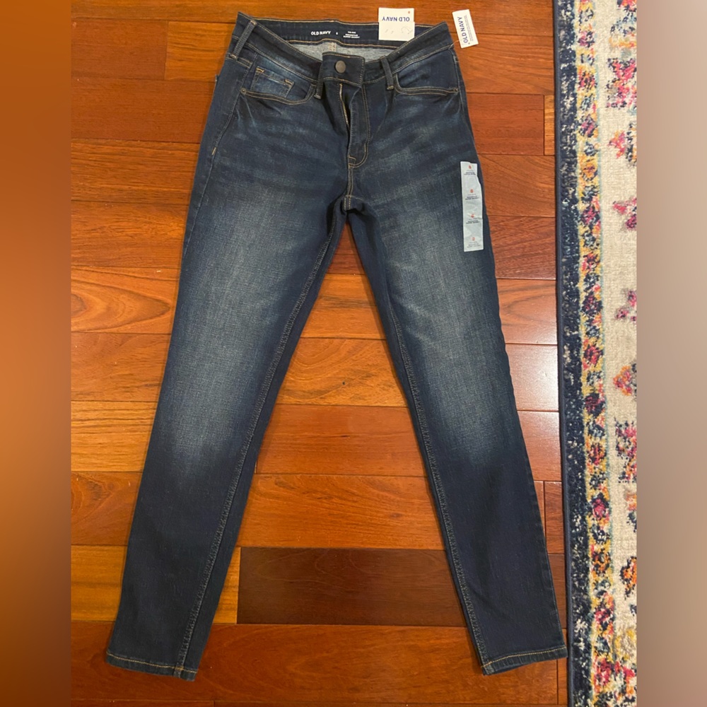 Old Navy Rockstar Super Skinny Jeans Size 8 NWT